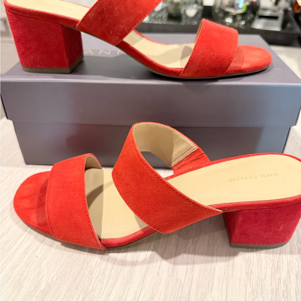 Ann Taylor Bold Red Block Heel Sandals, size 10